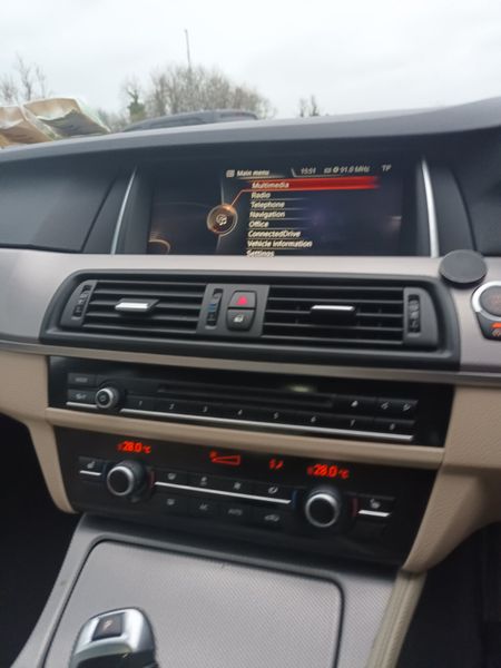 BMW 5-Series 2015 372717652