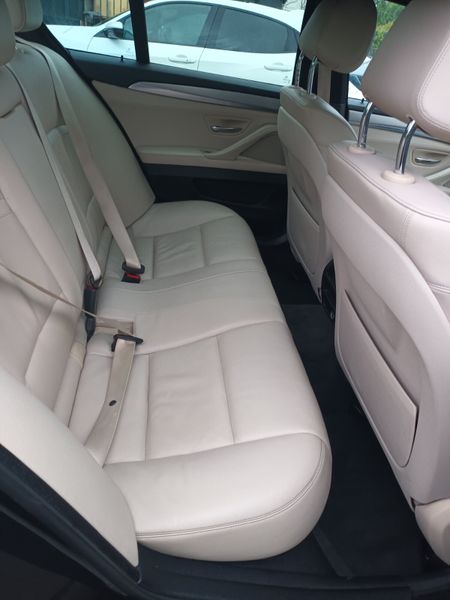 BMW 5-Series 2015 372717704