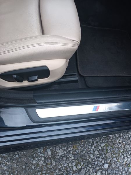 BMW 5-Series 2015 372717711