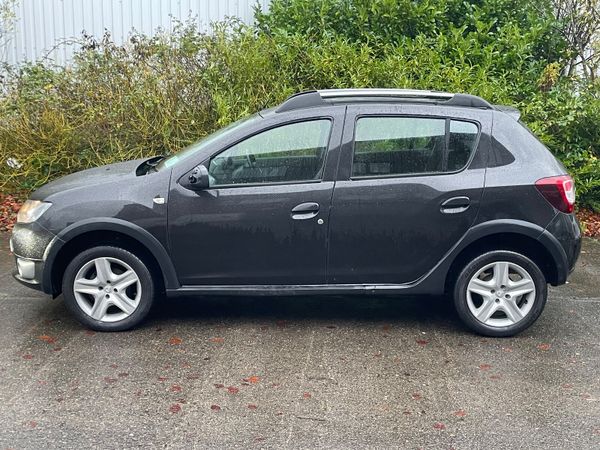 Dacia Sandero Stepway 2015 LOW MILEAGE 372721335