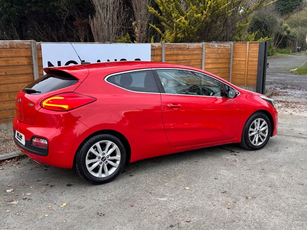 KIA PROCEED 2 ISG 1.6 DIESEL ONLY 40,000MLS! 372745537