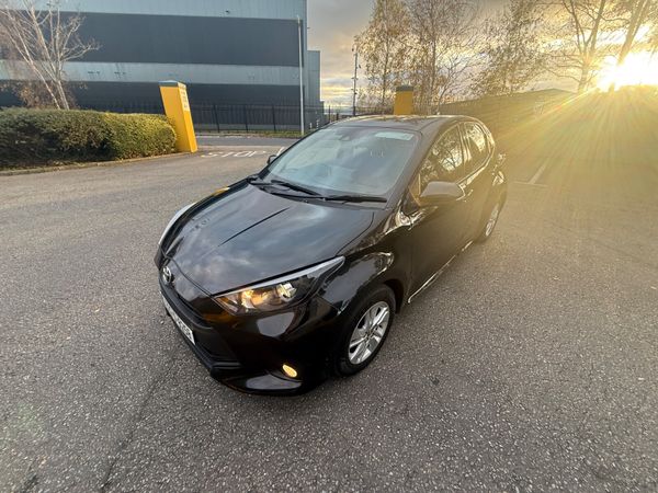 Toyota Yaris 1.0 Petrol 5 door hatchback 372742505