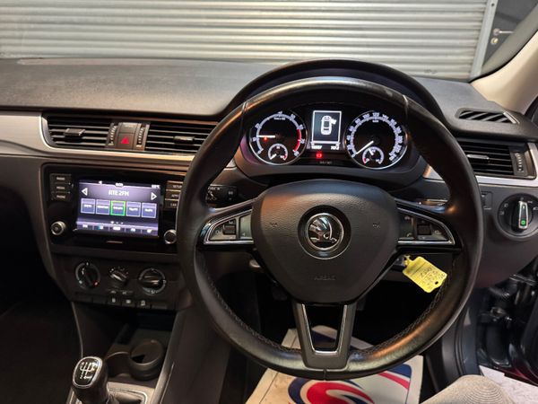 Skoda Rapid 2018    1.0 TSI ! 372743326