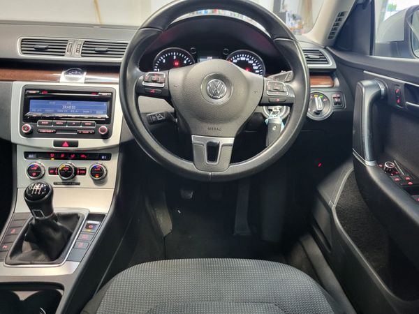 142 Volkswagen Passat 1.6TDI ESTATE - NEW NCT 372775480