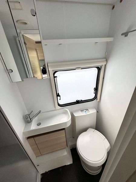✨STUNNING ADRIA AVON 6 BERTH TRIPPLE BUNKBED✨ 372796975