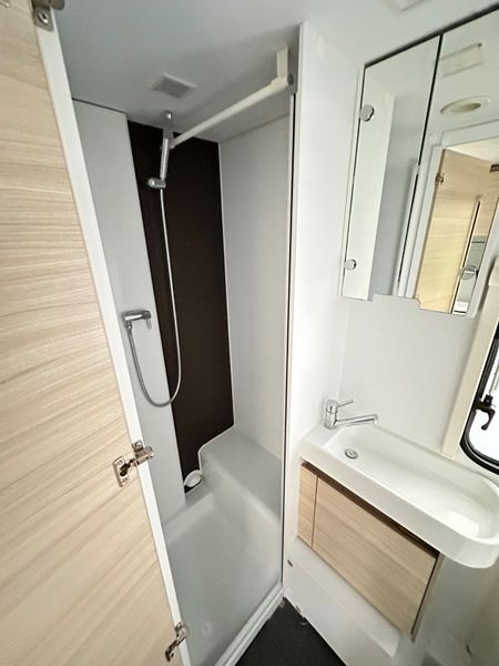 ✨STUNNING ADRIA AVON 6 BERTH TRIPPLE BUNKBED✨ 372796972