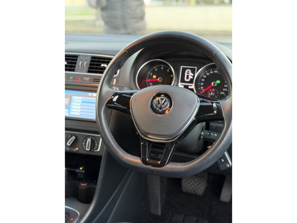Volkswagen Polo ONLY 24,000km!! NEW NCT - DBA-6RCJ 372790221