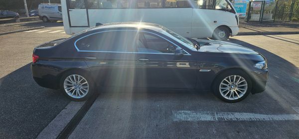 BMW 5-Series Luxury Trim 372791783