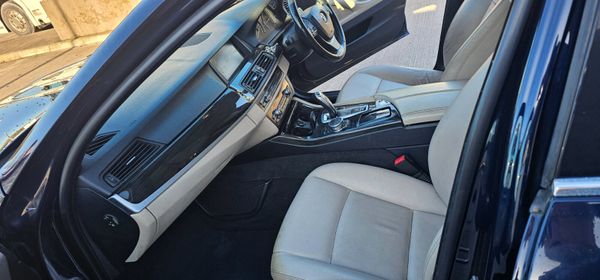 BMW 5-Series Luxury Trim 372791795