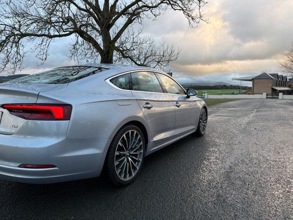 Audi A5 2018 SE S-Tronic 150 TDI 372823953