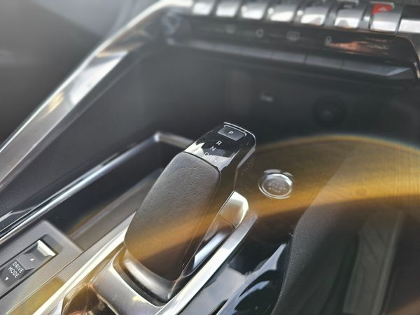 PEUGEOT 3008 PHEV 2 SEATER // BIG SPEC 372864635