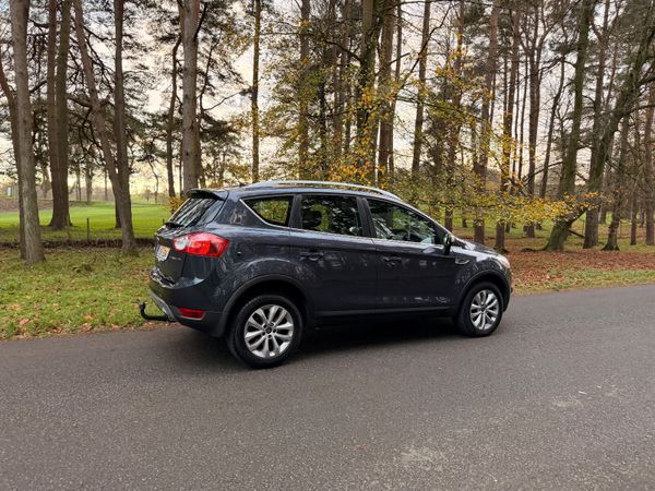 Ford Kuga 2012 4X4 Automatic 372866707