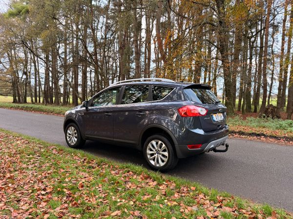 Ford Kuga 2012 4X4 Automatic 372866702