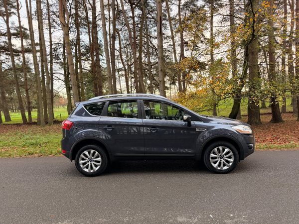 Ford Kuga 2012 4X4 Automatic 372866715