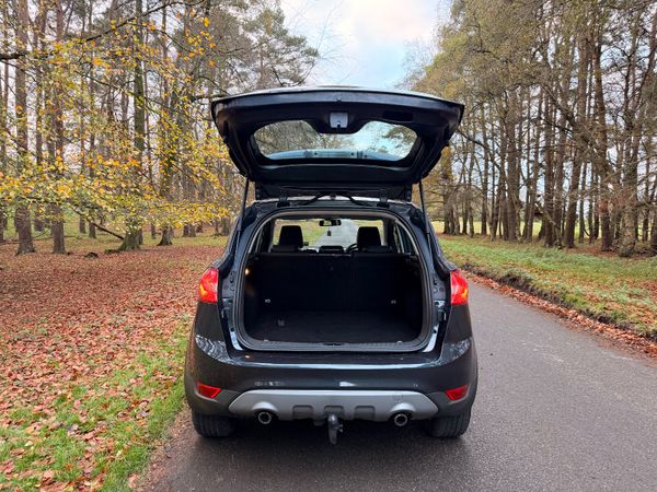 Ford Kuga 2012 4X4 Automatic 372866739