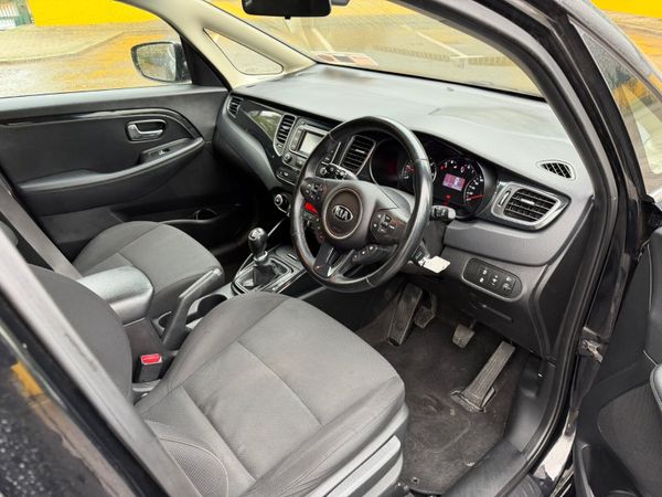 Kia Carens 1.7 CRDI 7 Seater 372868772