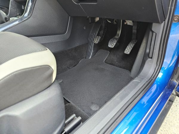 VW T-ROC COMMERCIAL PETROL // BIG SPEC 372863577