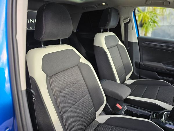 VW T-ROC COMMERCIAL PETROL // BIG SPEC 372863578