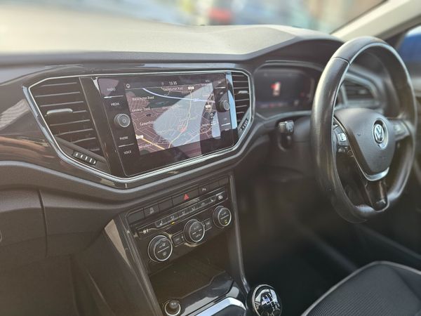 VW T-ROC COMMERCIAL PETROL // BIG SPEC 372863597