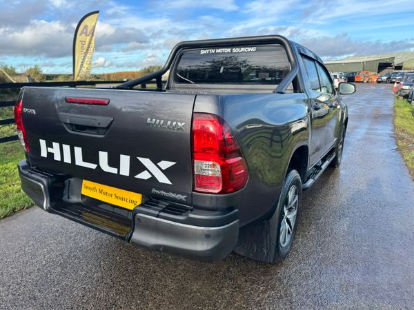 192 Toyota Hilux Invincible X Manual MINT**** 372870930