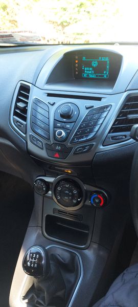 Ford Fiesta 2014 372884719