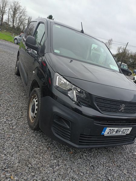 Peugeot Partner 2020 372897656