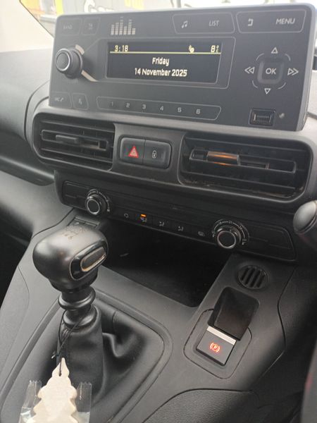 Peugeot Partner 2020 372897767