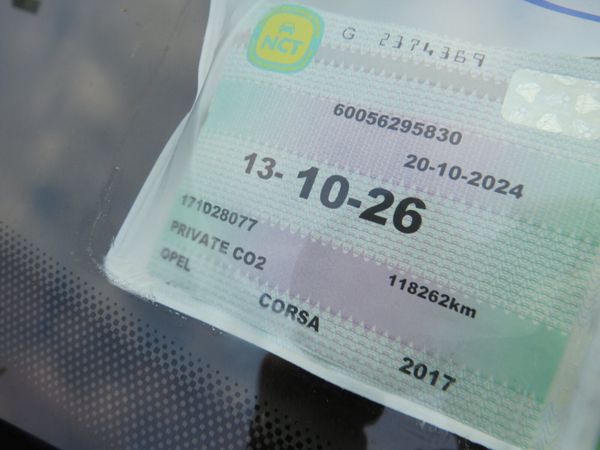 Opel Corsa 2017 5DR 1.4 PETROL IN SILVER 372899435