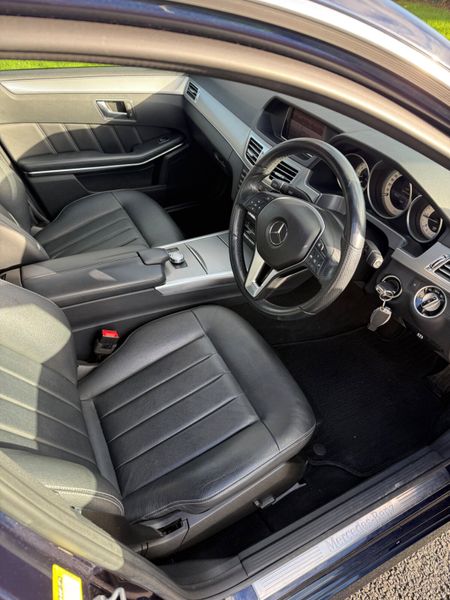 2014 Mercedes-Benz E-Class Elegance Sport 372917393