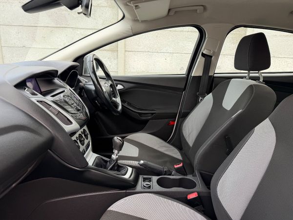 Ford Focus 1.6 TDCI 95PS ZETEC NCT 11/26 TAX03/26 372910037