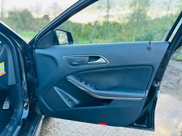 Mercedes-Benz GLA 180 Sport – 2015 – Immaculate Co 372924246