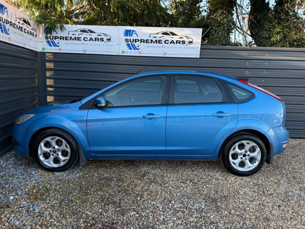 Ford Focus 2011 372944459