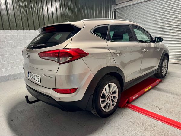Hyundai Tucson 2018 372948293