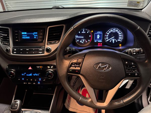 Hyundai Tucson 2018 372948302