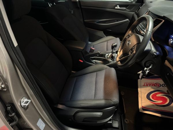 Hyundai Tucson 2018 372948303