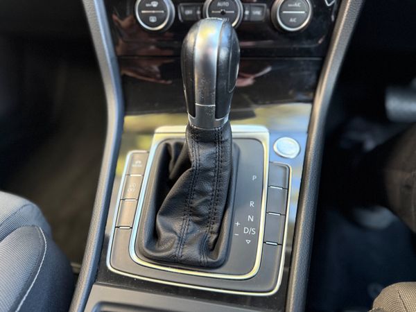 Volkswagen Golf 2015 automatic GTI kitted 372943094