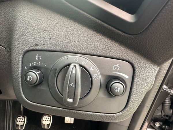 Ford Kuga 1.5 TDCI ST Line 372953236