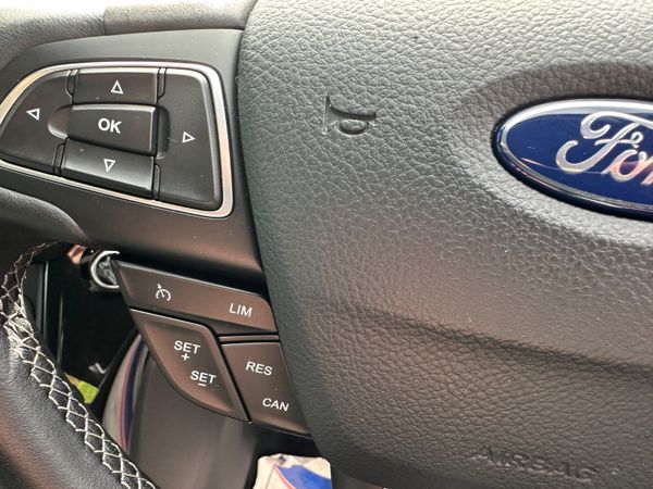 Ford Kuga 1.5 TDCI ST Line 372953240