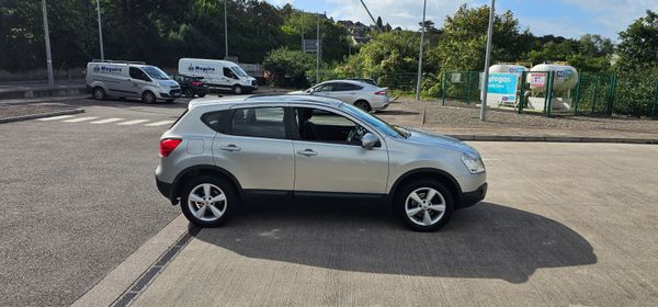 Nissan Qashqai Panoramic roof New Tyres 372964037
