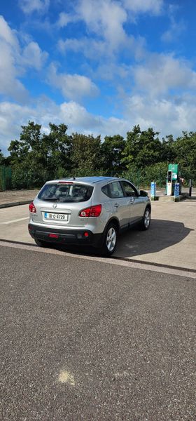 Nissan Qashqai Panoramic roof New Tyres 372964043