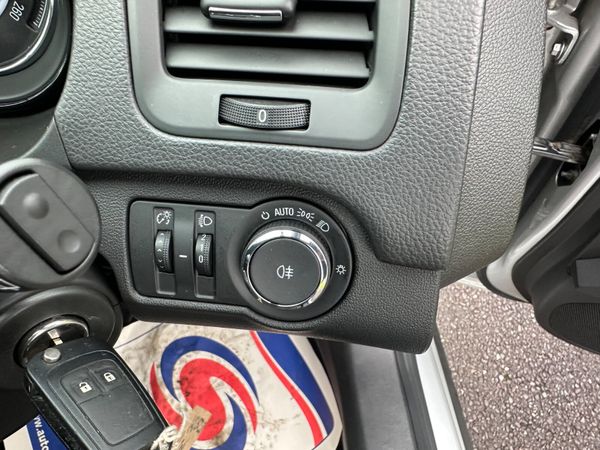 Opel Insignia 2.0 cdti 140 bhp 372964076