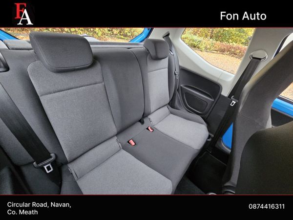 Volkswagen up! 1.0 PETROL  MOVE MODEL  * HIGH SPEC 372962929