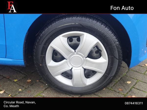 Volkswagen up! 1.0 PETROL  MOVE MODEL  * HIGH SPEC 372962941