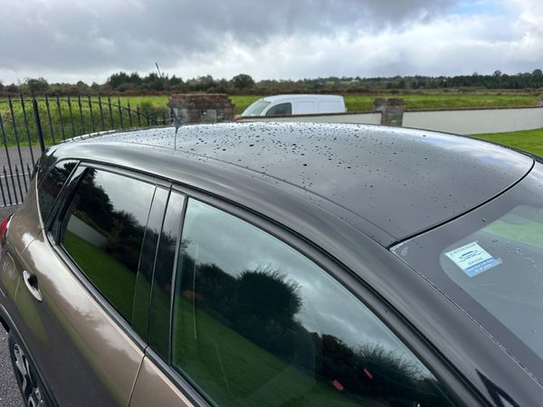 Renault Captur 2015 372963941