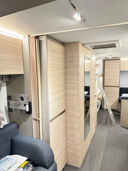 ✨STUNNING ADRIA AVON 6 BERTH TRIPPLE BUNKBED✨ 372975693