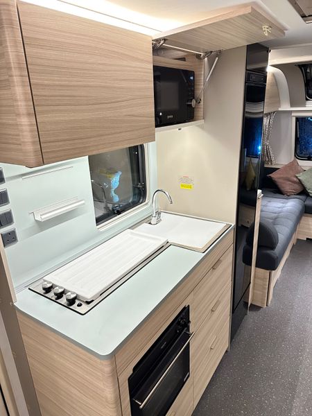 ✨STUNNING ADRIA AVON 6 BERTH TRIPPLE BUNKBED✨ 372975729
