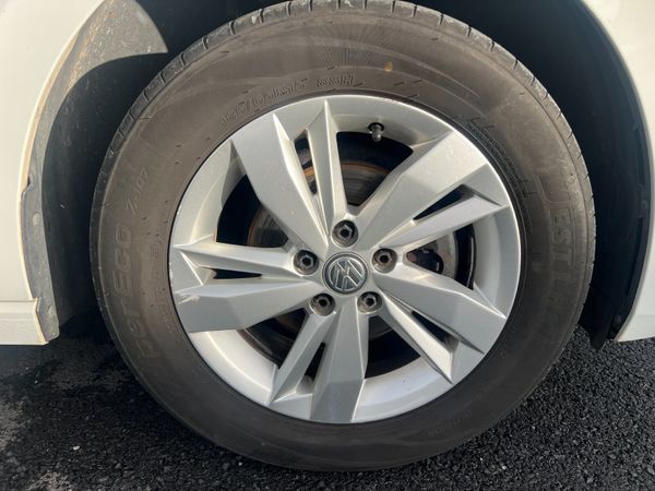 2018 Volkswagen Polo SE 1.0 TSI 372977367