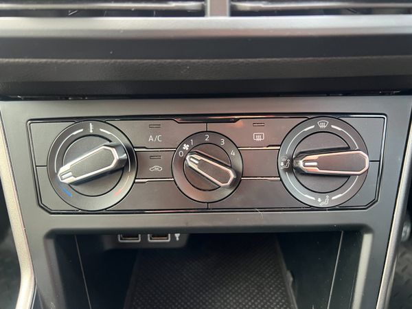 2018 Volkswagen Polo SE 1.0 TSI 372977383