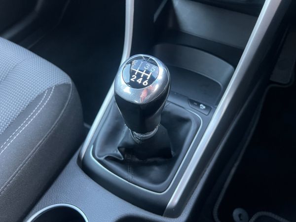 2015 (152) Hyundai I30 SE Nav BDrive 1.6 CRDI Esta 372977895