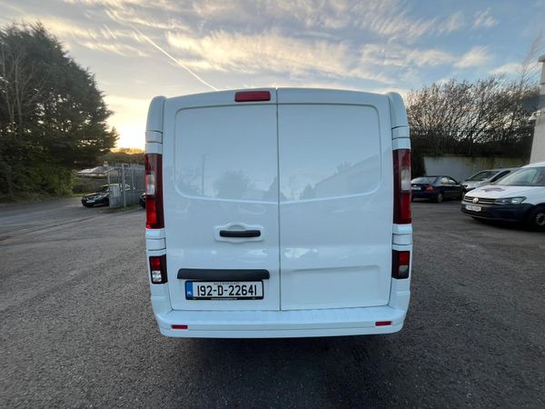 Renault Trafic SWB – Price Includes VAT 372972553